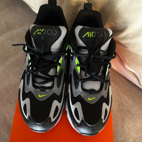 Nike Airmax 200s - Women’s Size 7 - Picture 3 of 7